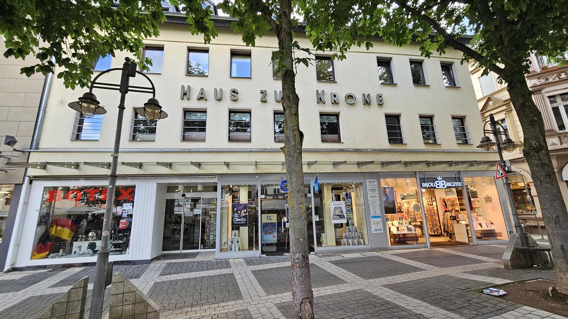 Ladenlokal Markt 25 im Haus zur Krone (links frei)